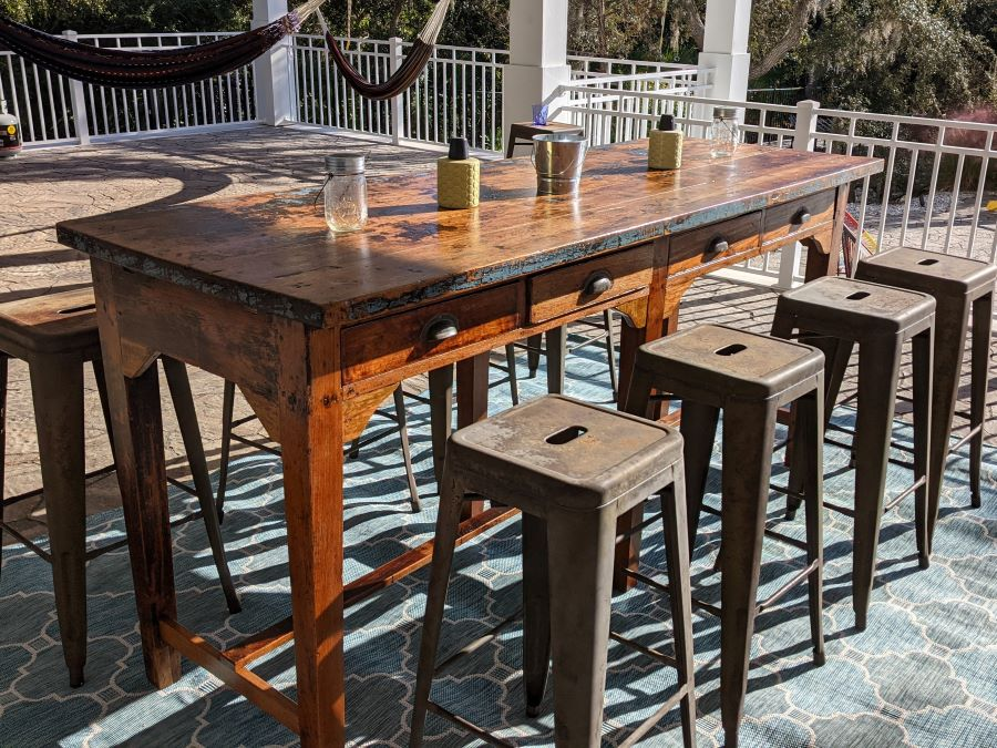 Outdoor Table Restoration